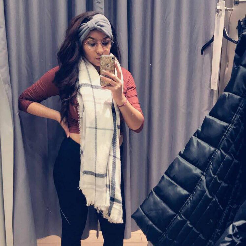 Meet your Posher, Daisy